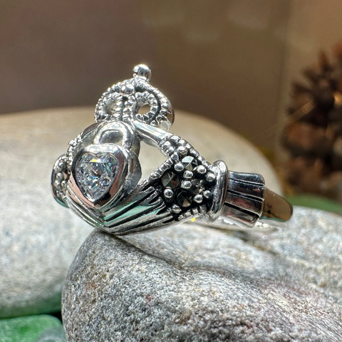 Load image into Gallery viewer, Devotion Marcasite Irish Claddagh Ring in Sterling Silver