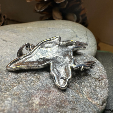 Load image into Gallery viewer, Dauntless Celtic Raven Necklace in Sterling Silver