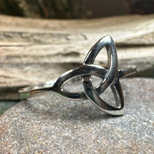 Load image into Gallery viewer, Echo Celtic Trinity Knot Ring in Sterling Silver