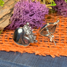 Load image into Gallery viewer, Celtic Claddagh Post Earrings