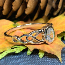 Load image into Gallery viewer, Andie Trinity Knot Ring 07
