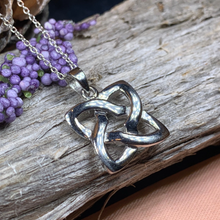 Load image into Gallery viewer, Elyssa Celtic Knot Necklace