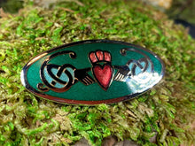 Load image into Gallery viewer, Enamel Oval Irish Claddagh Brooch