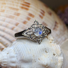 Load image into Gallery viewer, Celtic Starshine Moonstone Ring