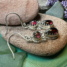 Load image into Gallery viewer, Garnet Romantic Earrings