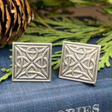 Load image into Gallery viewer, Square Trinity Knot Cuff Links