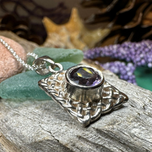 Load image into Gallery viewer, Gianna Celtic Knot Necklace