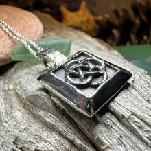 Load image into Gallery viewer, Dara Knot Necklace