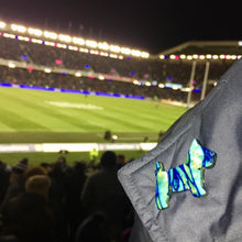 Load image into Gallery viewer, Dog Scottish Brooch, Dog Lover Gift, Scotland Jewelry, Dog Pin, Scarf Pin, Heathergem Pin, Dog Jewelry, Scottish Terrier Gift, Scotland Pin