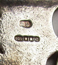 Load image into Gallery viewer, Gaelic "My Darling" Brooch