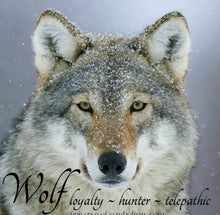 Load image into Gallery viewer, Oíche Wolf Necklace
