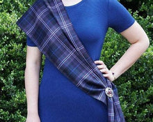 Load image into Gallery viewer, Alana Heathergems Brooch 09