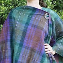 Load image into Gallery viewer, Heathergems Celtic Knot Brooch