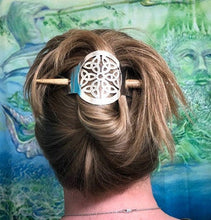 Load image into Gallery viewer, Trinity Knot Hair Slide