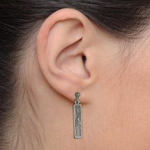 Load image into Gallery viewer, Ella Triple Thistle Earrings
