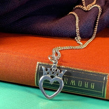 Load image into Gallery viewer, Lyra Luckenbooth Necklace
