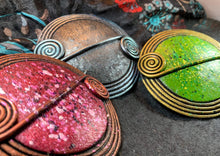 Load image into Gallery viewer, Celtic Ancient Scroll Pin