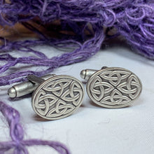Load image into Gallery viewer, Celtic Trinity Knot Cufflinks