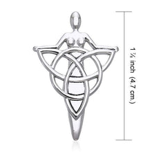Load image into Gallery viewer, Danu Triquetra Necklace