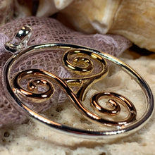 Load image into Gallery viewer, Arawn Celtic Spiral Necklace 03