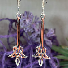 Load image into Gallery viewer, Celtic Flame Earrings