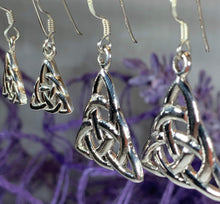 Load image into Gallery viewer, Rhoswen Trinity Knot Earrings