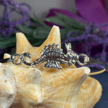 Load image into Gallery viewer, Sweet Seahorse Bracelet