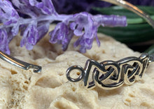 Load image into Gallery viewer, Love Knot Silver Bracelet