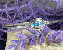 Load image into Gallery viewer, Sorcha Celtic Love Knot Bracelet