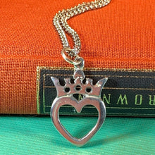 Load image into Gallery viewer, Lyra Luckenbooth Necklace