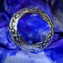 Load image into Gallery viewer, Large Celtic Knot Scarf Ring