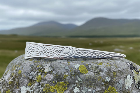 Load image into Gallery viewer, Celtic Dog Kilt Pin - Handmade in Scotland