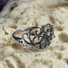 Load image into Gallery viewer, Celtic Knot Heart Ring