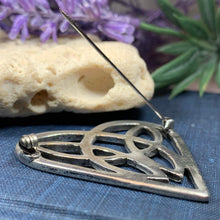 Load image into Gallery viewer, Everheart Celtic Heart Brooch