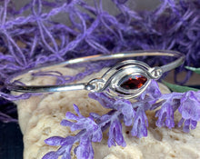 Load image into Gallery viewer, Sorcha Celtic Love Knot Bracelet