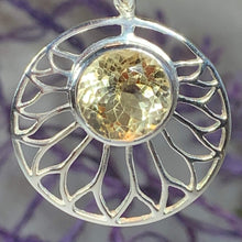 Load image into Gallery viewer, Lotus Flower Necklace