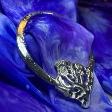 Load image into Gallery viewer, Thistle Scarf Ring

