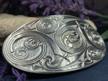 Load image into Gallery viewer, Bedelia Celtic Knot Hair Clip
