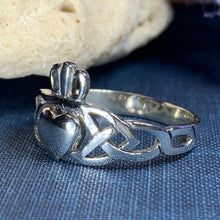 Load image into Gallery viewer, Irish Claddagh Trinity Knot Ring