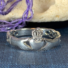 Load image into Gallery viewer, Irish Claddagh Celtic Knot Ring