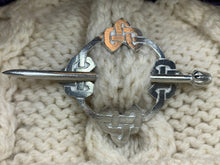 Load image into Gallery viewer, Ailsa Celtic Scarf Ring 06