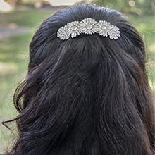 Load image into Gallery viewer, Daisy Hair Clip
