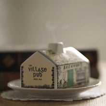 Load image into Gallery viewer, Little Irish Pub Incense Burner