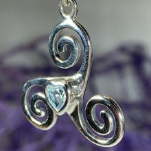 Load image into Gallery viewer, Celtic Spiral Love Necklace