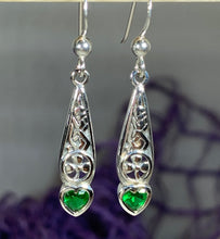 Load image into Gallery viewer, Shamrock Love Earrings