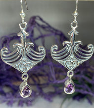 Load image into Gallery viewer, Elegant Celtic Viking Earrings