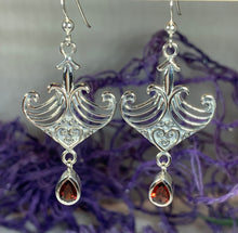 Load image into Gallery viewer, Elegant Celtic Viking Earrings