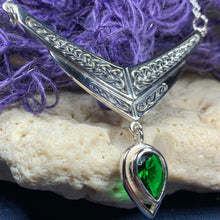 Load image into Gallery viewer, Celtic Chevron Necklace