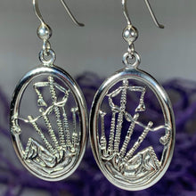 Load image into Gallery viewer, Celtic Bagpipes Earrings