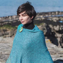 Load image into Gallery viewer, Celtic Ancient Scroll Pin